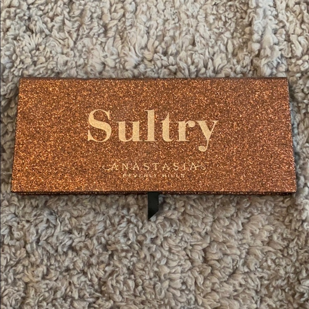 Anastasia Sultry